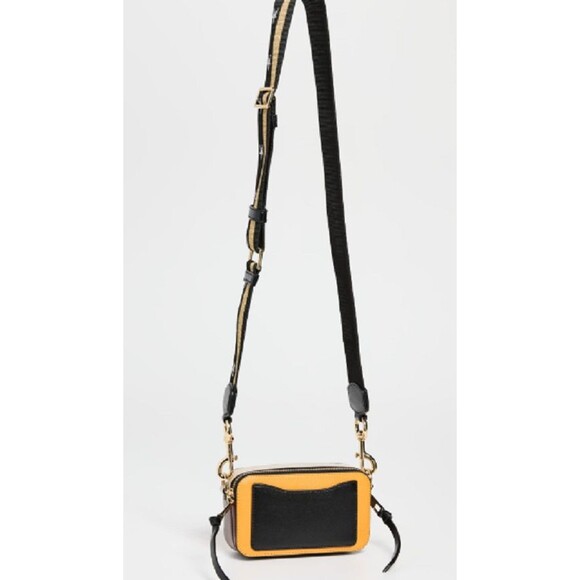MARC JACOBS The Americana Snapshot Crossbody Bag Sunflower Multi Star Strap NWT - Picture 2 of 6